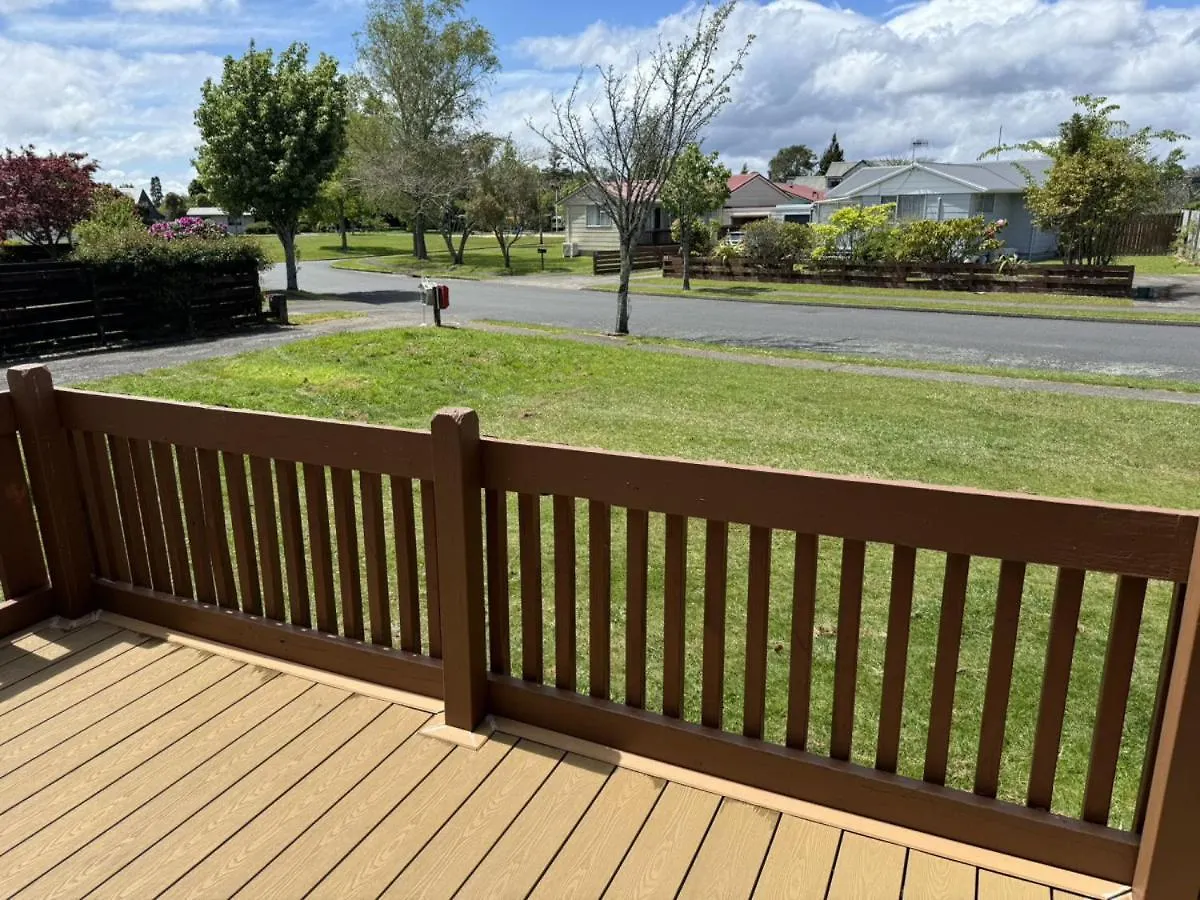 2 Double Beds, 1 Single Bed, 1 Double Sofa Bed In A Small 1 Bedroom And 1 Lounge Studio No Kitchen Only Fridge, Microwave Rotorua 0*,  New Zealand