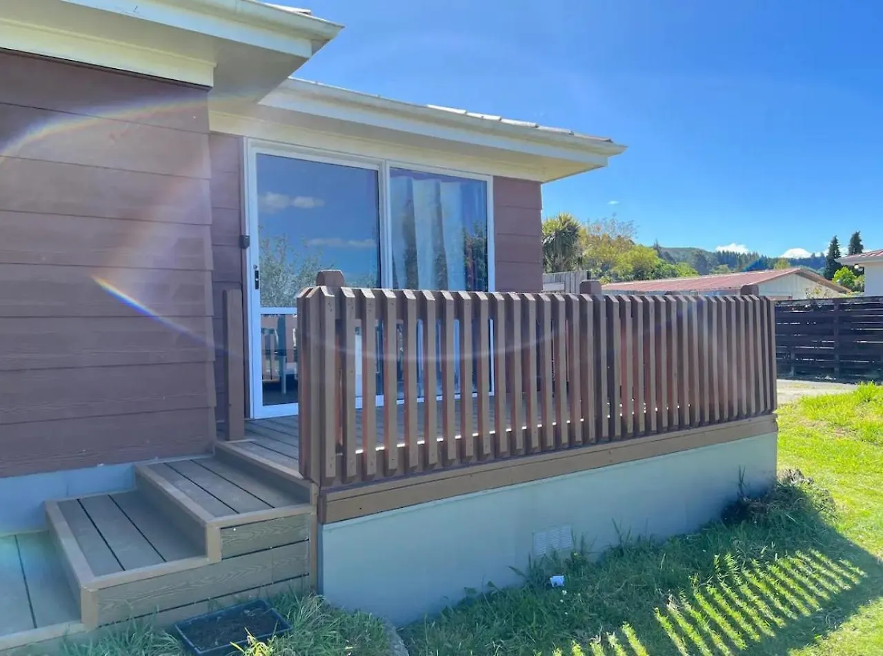 2 Double Beds, 1 Single Bed, 1 Double Sofa Bed In A Small 1 Bedroom And 1 Lounge Studio No Kitchen Only Fridge, Microwave Rotorua New Zealand